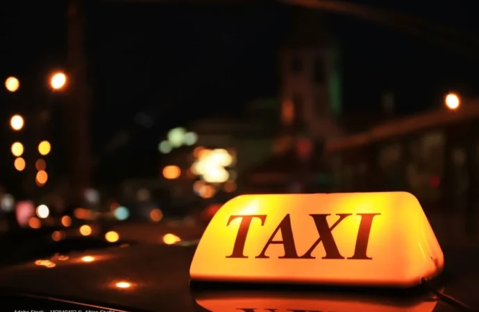Digitale Ära und Preisanpassungen: Wie sich Taxi Gebühren verändert haben